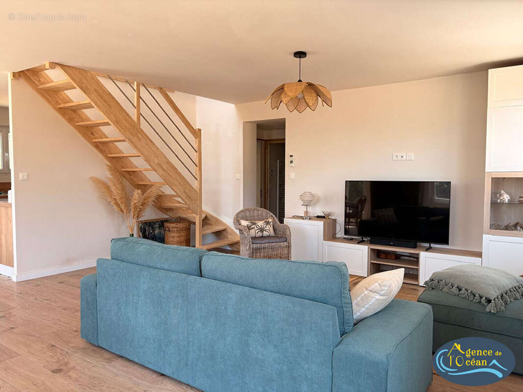 Maison avec vue mer quartier de la mine d'or penestin, 2 chambres et mezzanine, accès direct sur le sentier cotier morbihan sud  - photo 3