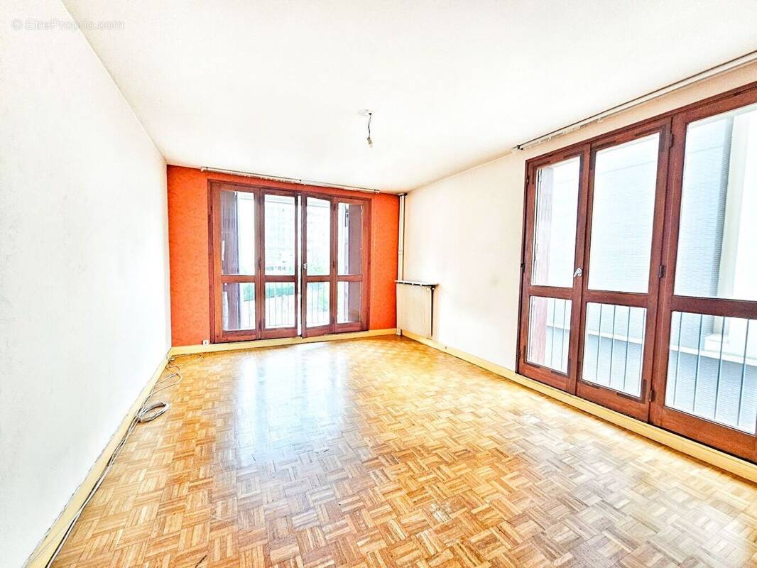 Appartement à VILLEJUIF