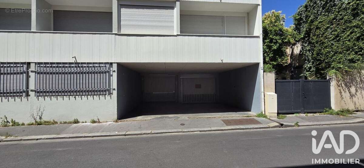 Photo 4 - Parking à BORDEAUX