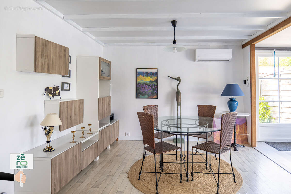 Maison à SAINT-CYR-EN-TALMONDAIS