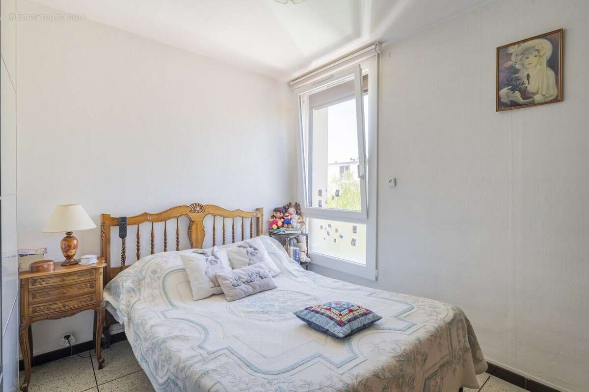 Appartement à MARSEILLE-12E