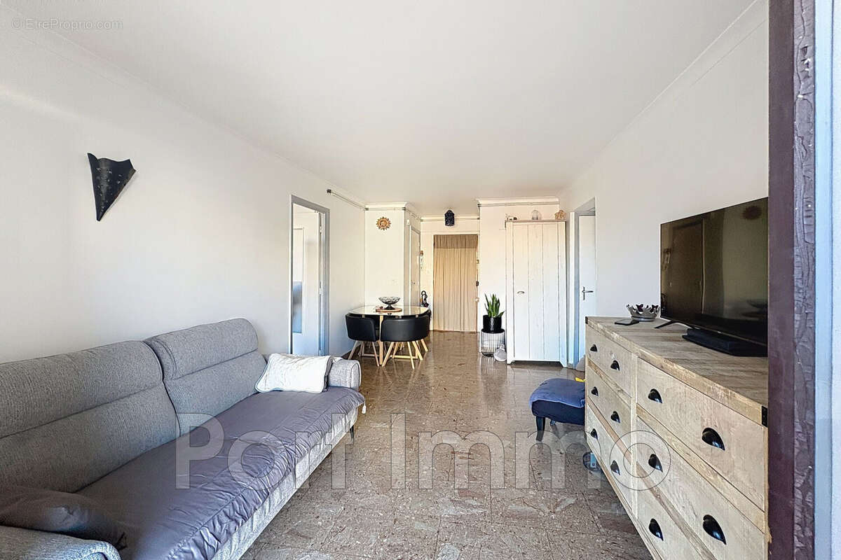 Appartement à CAGNES-SUR-MER