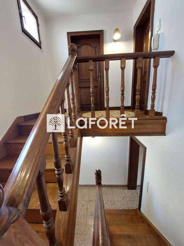 Appartement à AUDUN-LE-TICHE