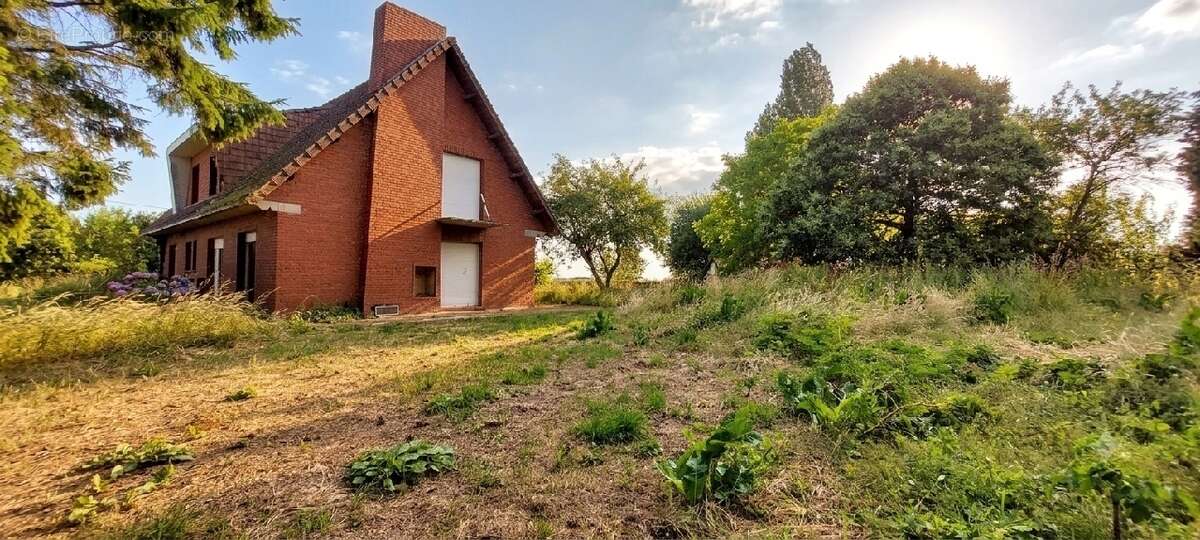 Maison à CALONNE-RICOUART