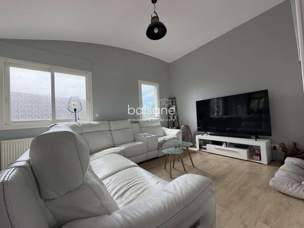 Maison 150 m² à Limesy  - photo 6