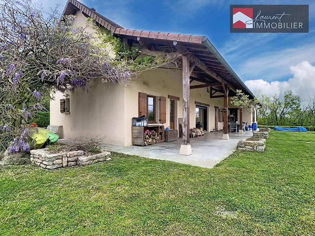 RATENELLE: Maison familiale de charme - En bord de Seille - photo 12