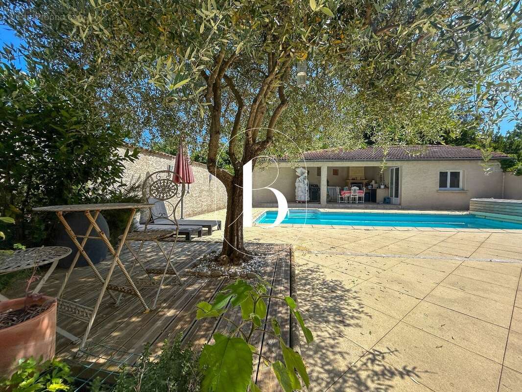 Maison à VALLON-PONT-D&#039;ARC