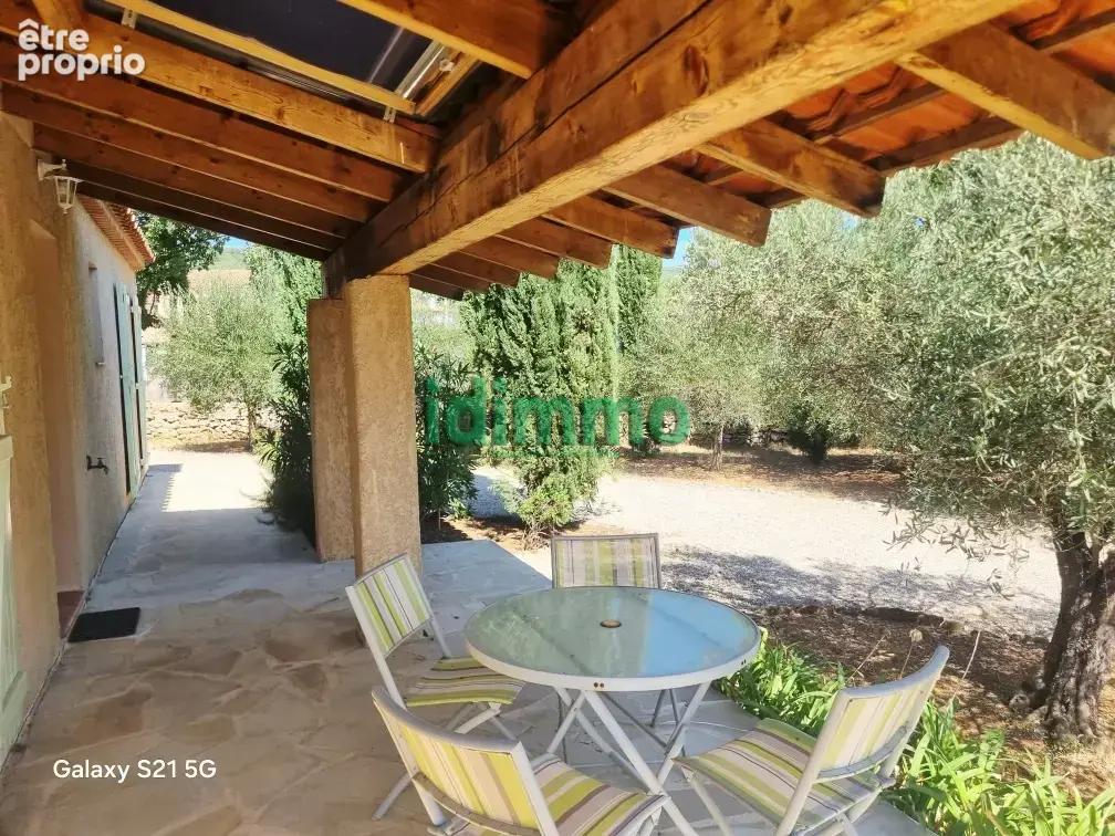 Draguignan villa F5 110m plain-pied garage terrasse 675m terrain tt à l'égout 380000€ crn2411 dpe C - photo 2