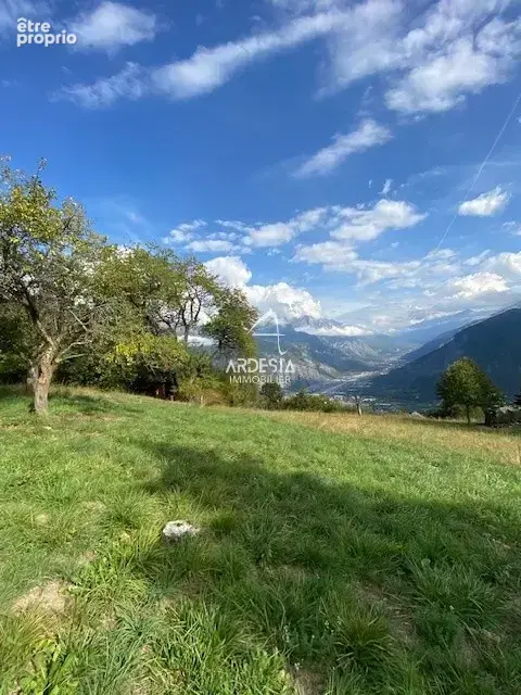 Terrain à JARRIER