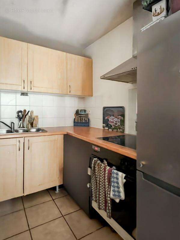 Vendu loué, appartement T2 de 41,22 m² avec terrasse de 12,56 m² - photo 4