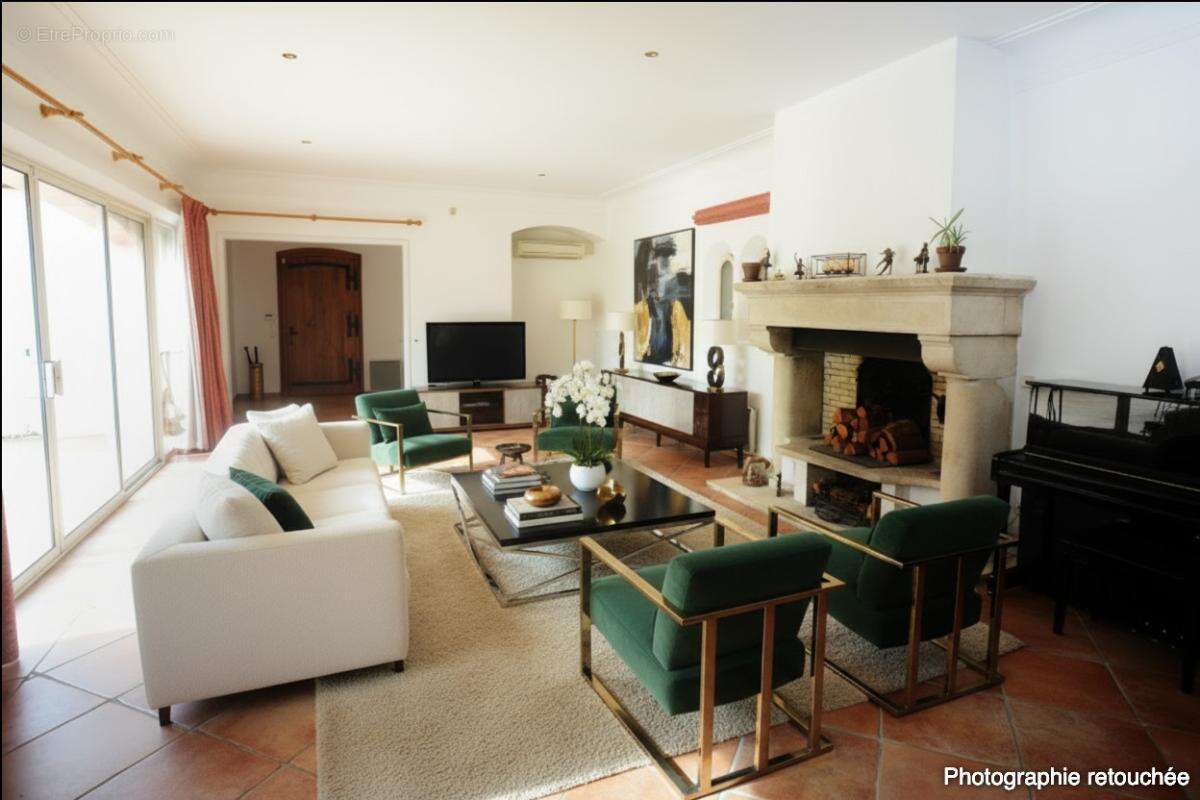 Maison à MOUGINS