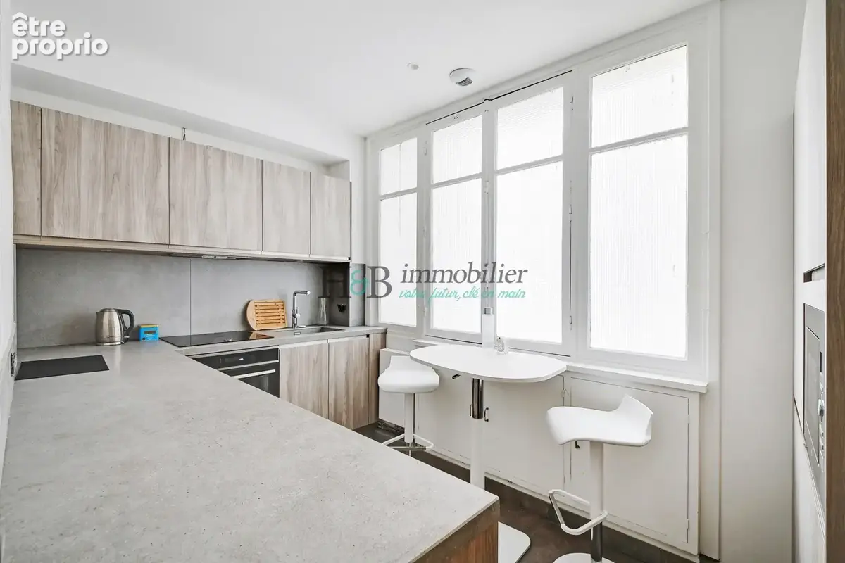 Alésia / 170m2 / Parquet Moulures Cheminées - photo 12