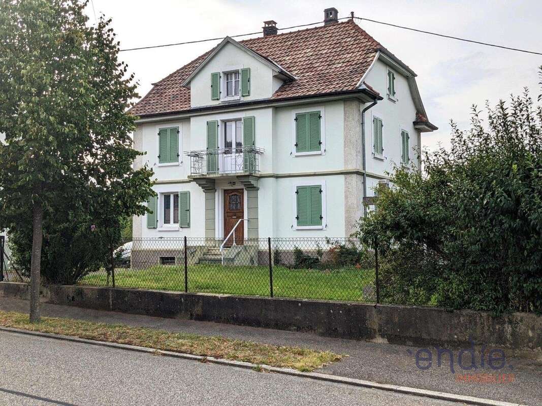 Maison de maître 7 pièces à rénover avec terrain de 982 m²  Pfetterhouse - photo 9