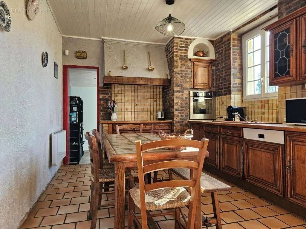 Maison à EYRANS