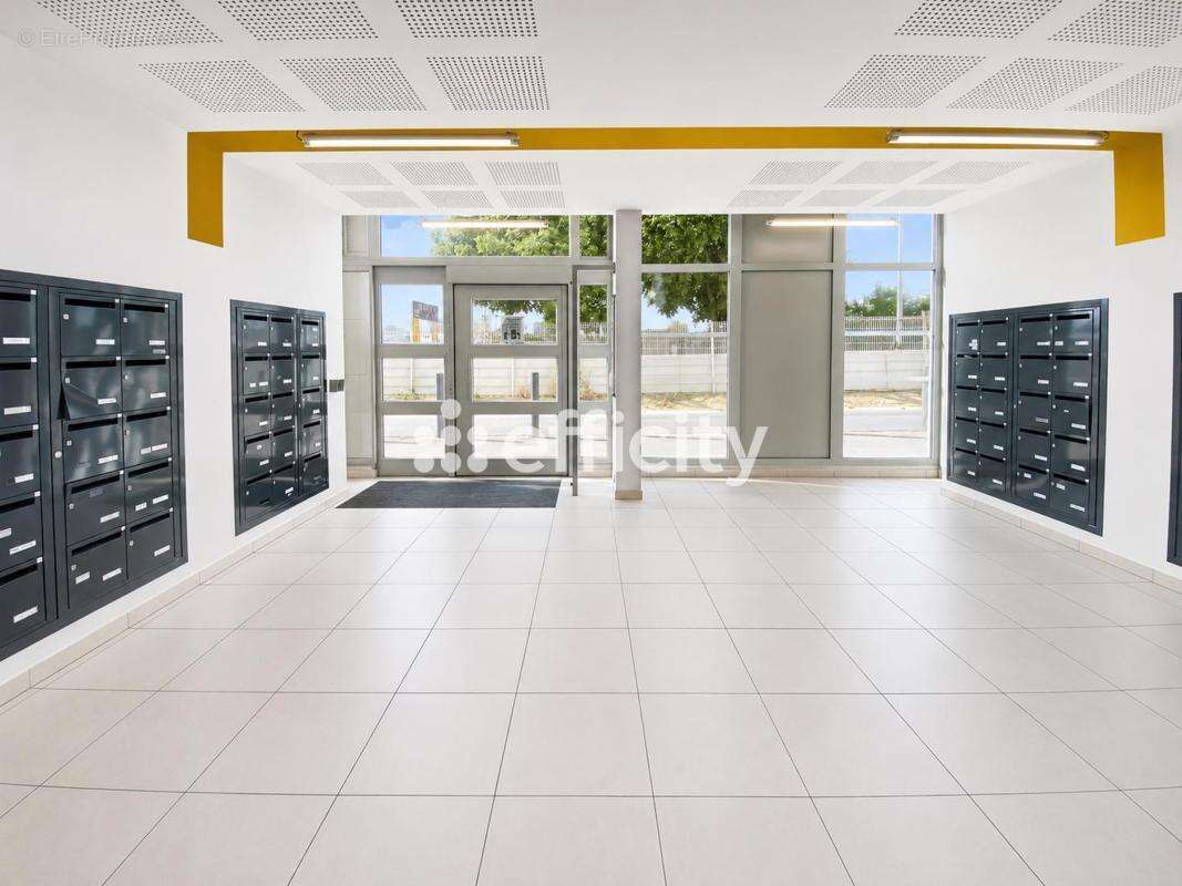 Appartement à MARSEILLE-3E