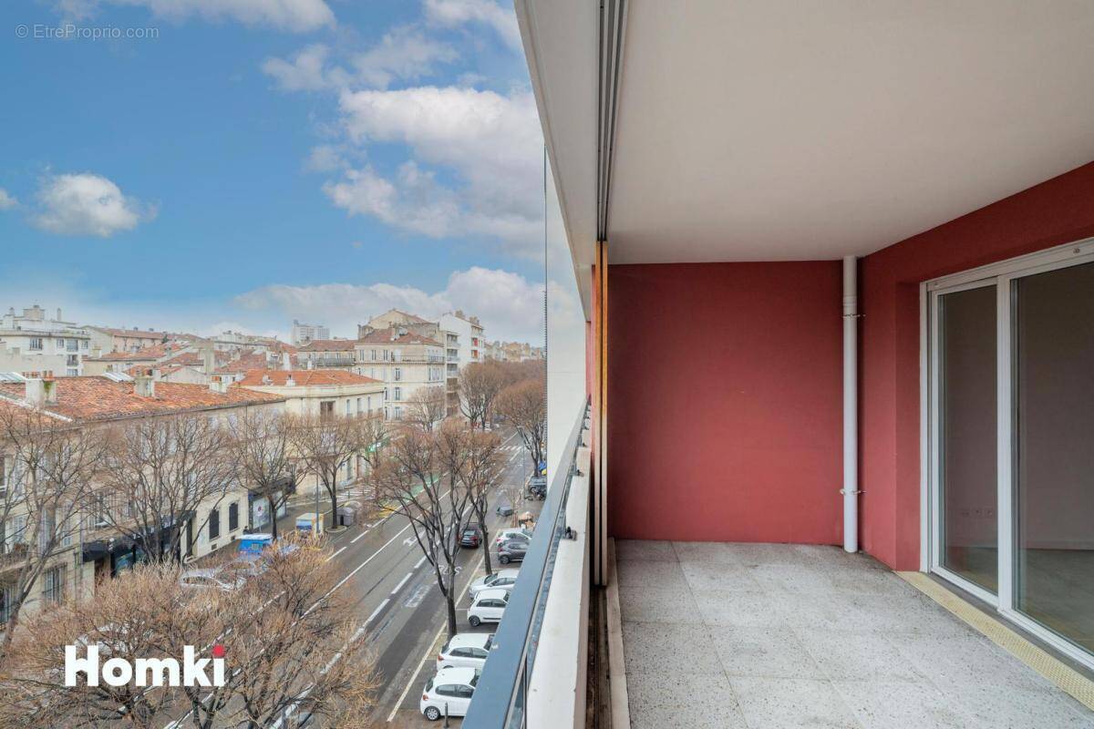 Appartement à MARSEILLE-5E