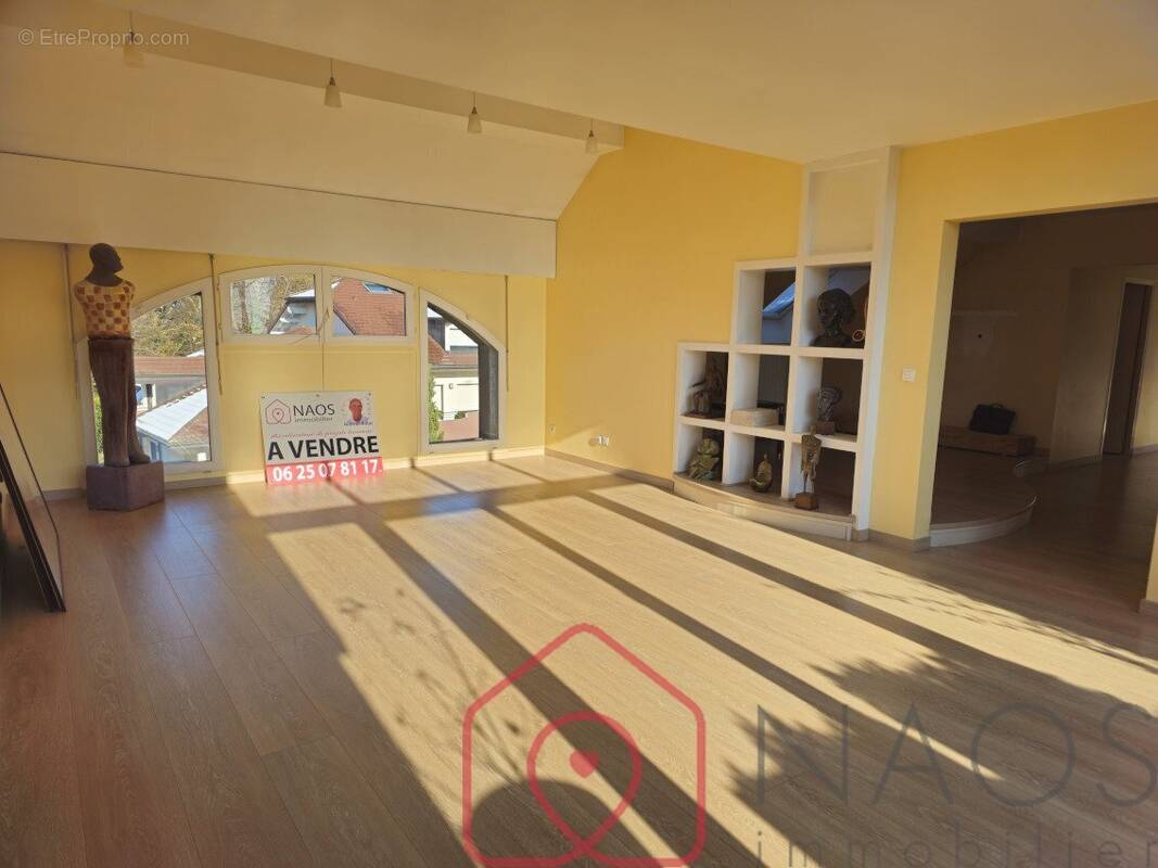 Appartement à ARCHAMPS