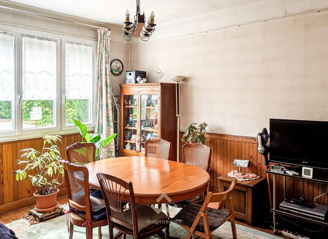 Maison à SARTROUVILLE