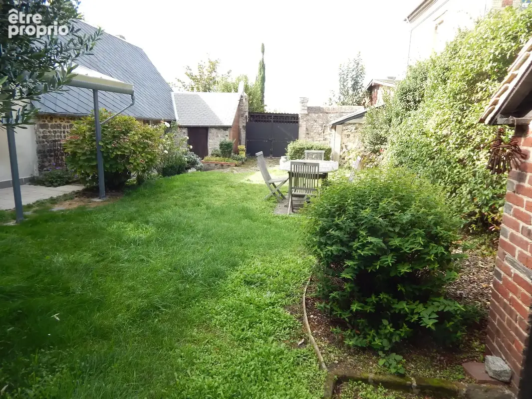 Authentique maison de ville 172 M2 - photo 3