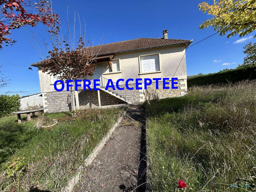 Maison à LANUEJOULS