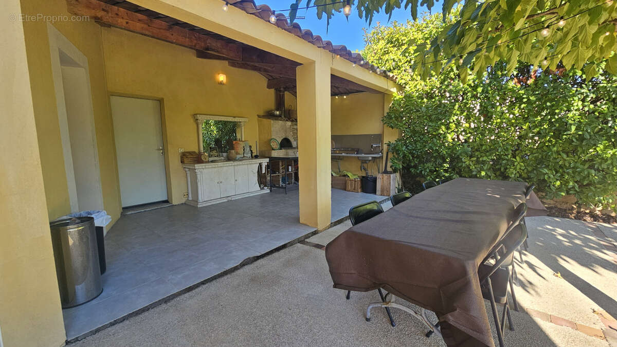 Maison à PEYMEINADE