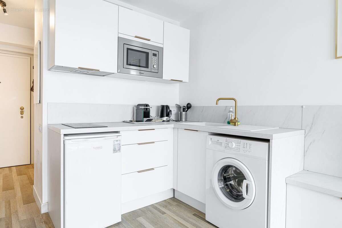 Appartement à VALLAURIS