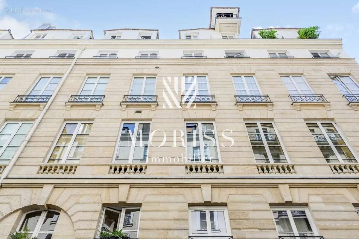 Appartement à PARIS-6E