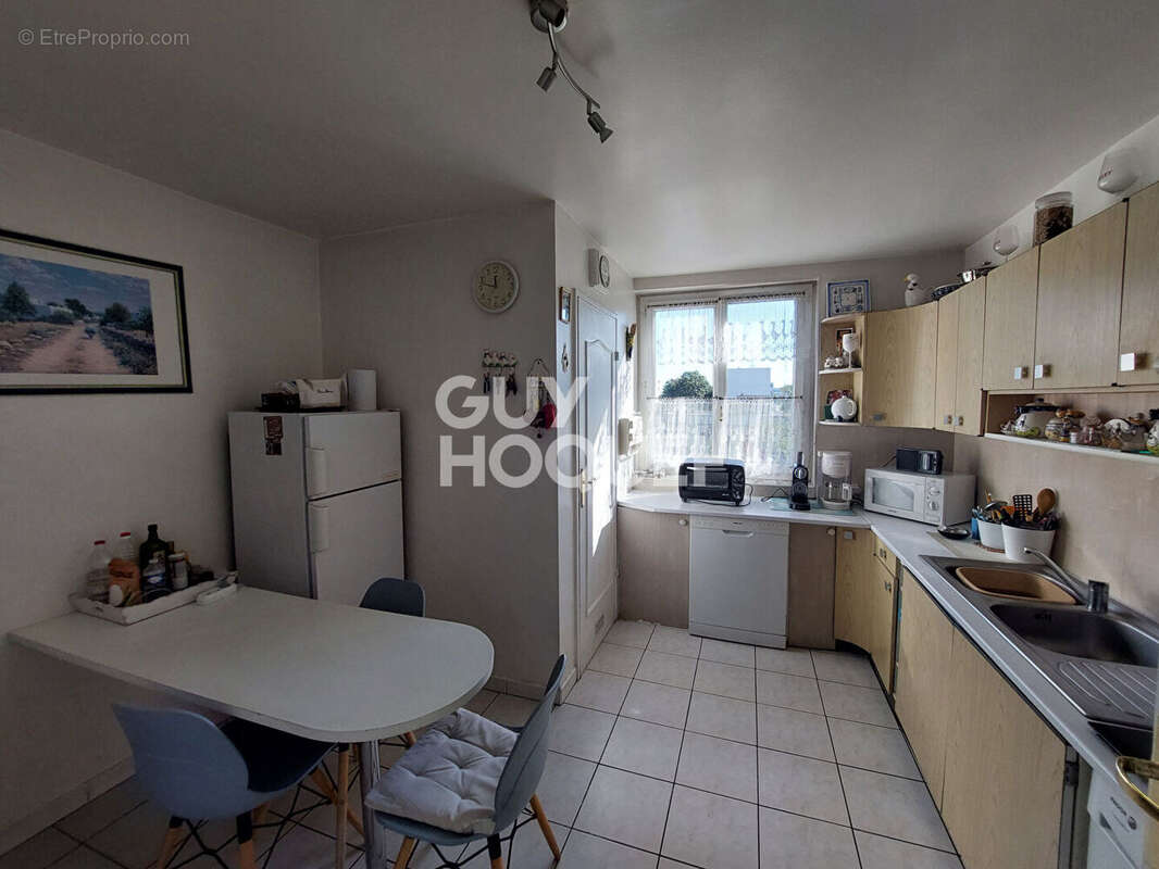 Appartement à ROSNY-SOUS-BOIS