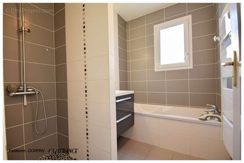 Maison à SAINT-JEAN-DE-LIVERSAY