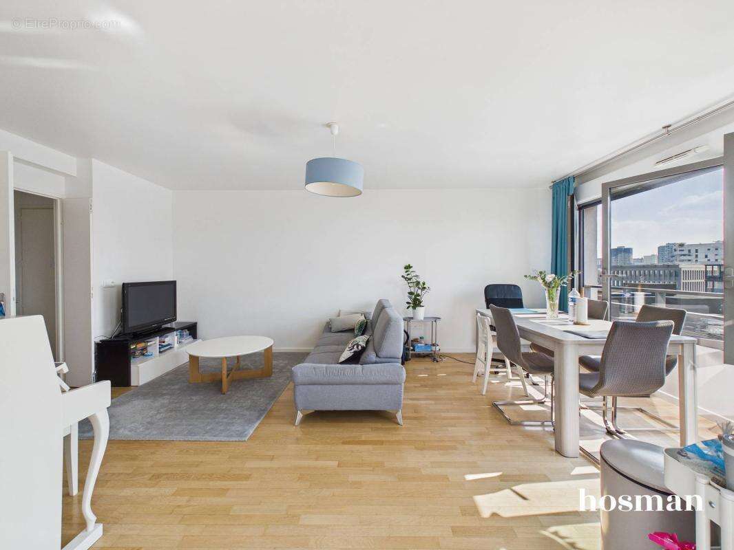 Appartement à NANTERRE