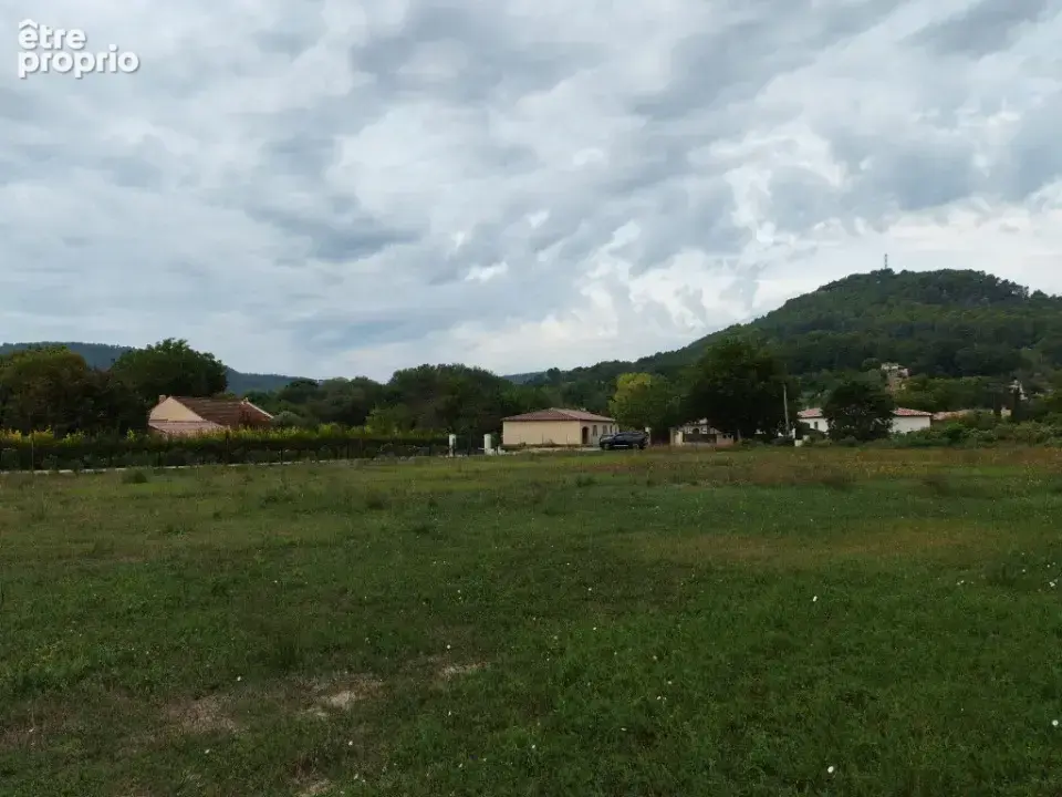 Terrain 1 020 m² à vendre à Salernes (83690) - photo 11