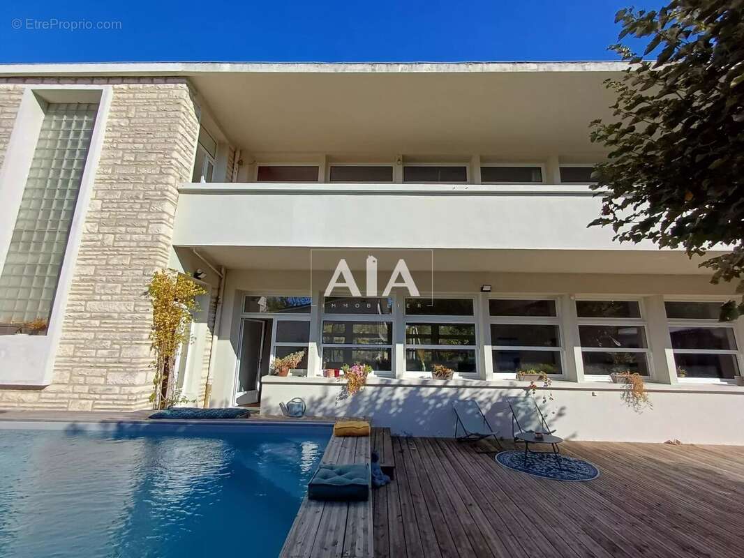 Appartement à RUELLE-SUR-TOUVRE