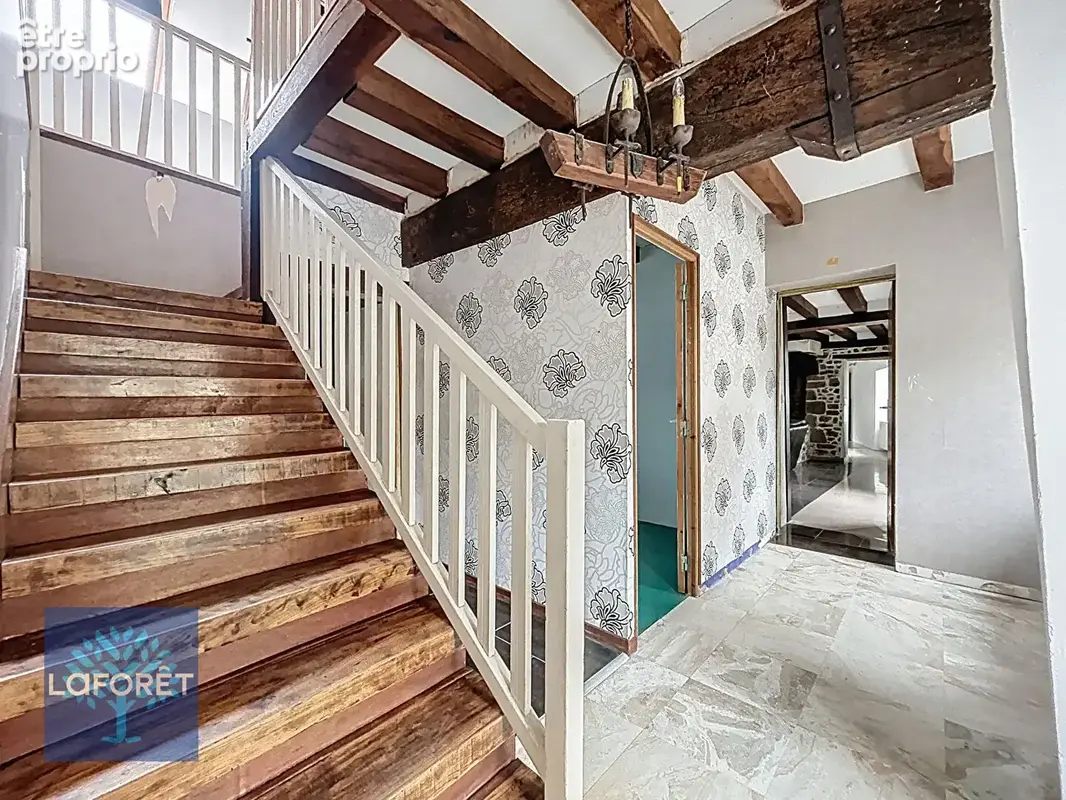 Maison Herce 7 pièce(s) 376 m2 - photo 9