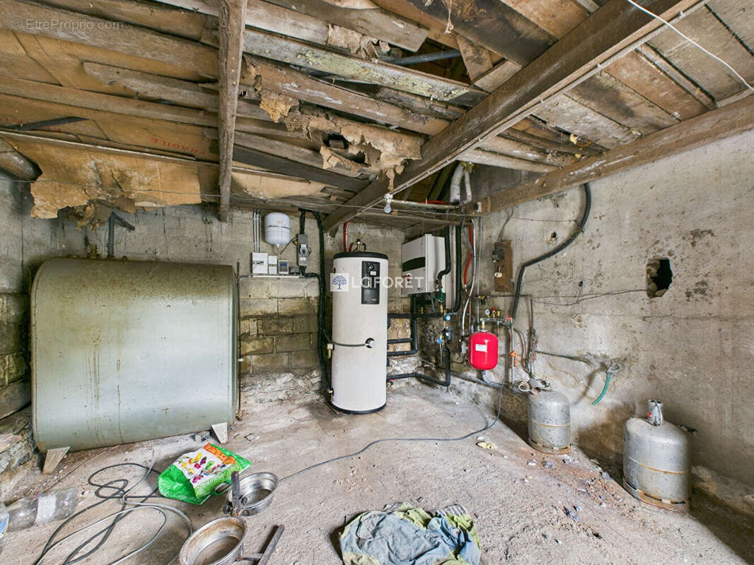 Maison à SAINT-THOIS