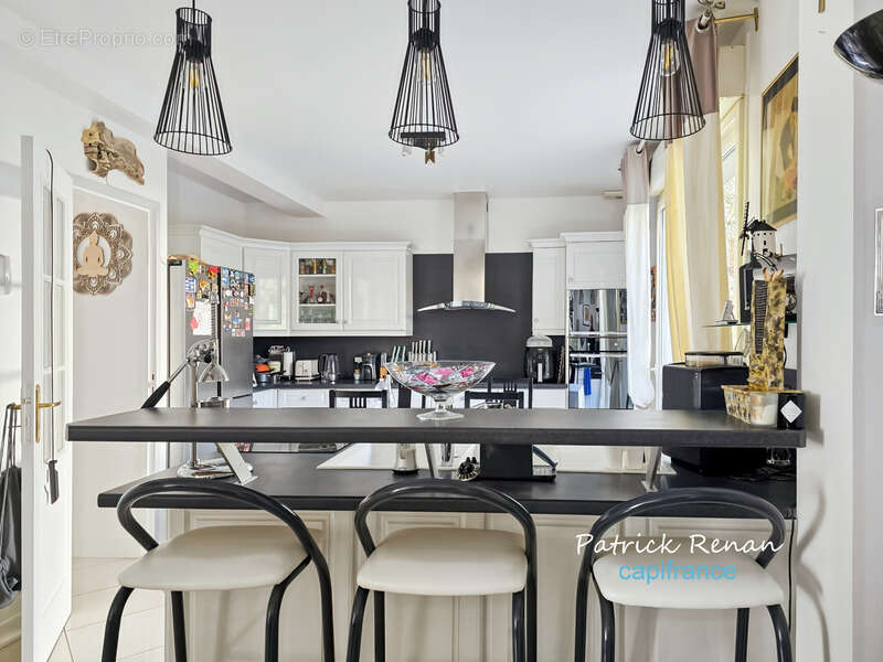 Maison à FONTENAY-LE-FLEURY