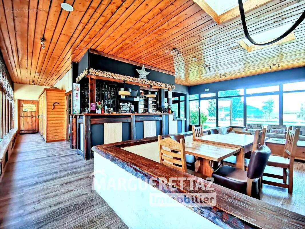 Proche genève - au coeur des alpes du léman - opportunité d'investissement - vaste tènement immobilier pour projet commercial ou - photo 8