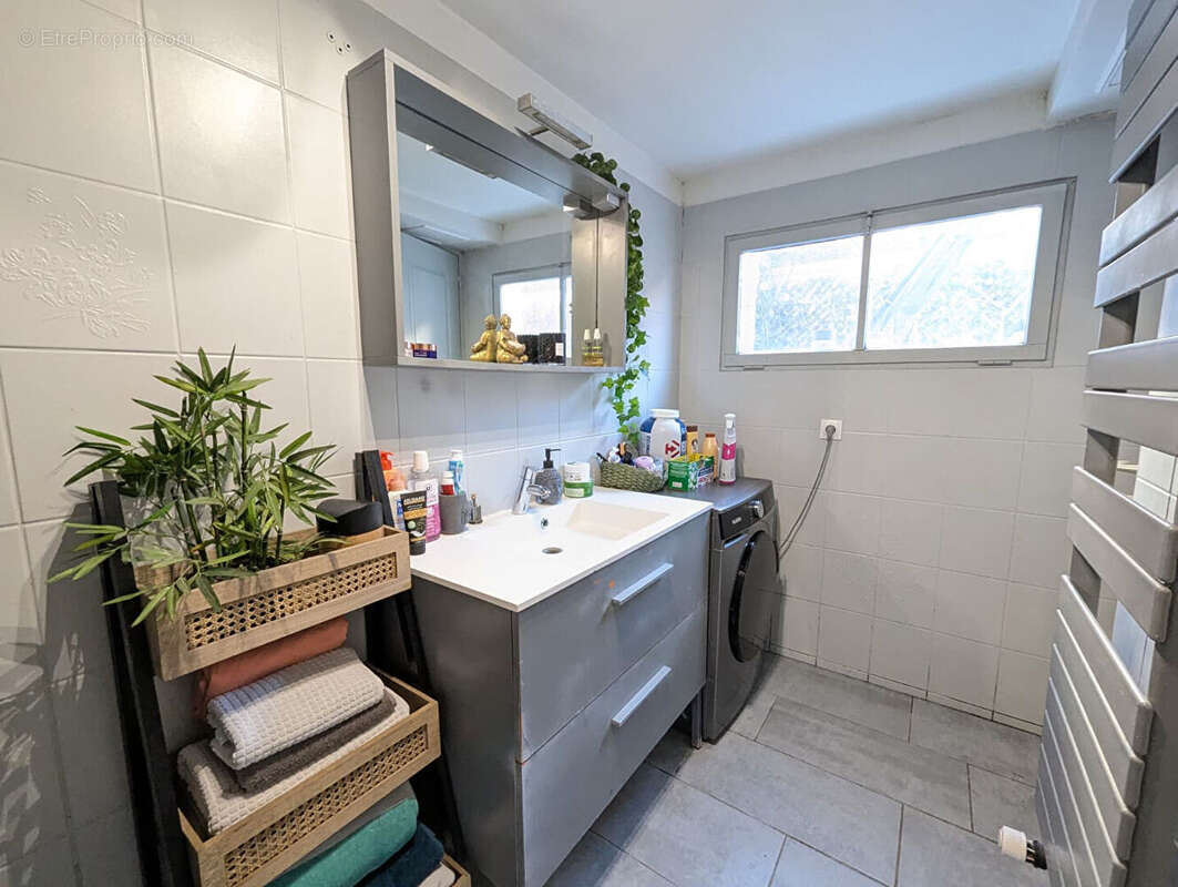 Appartement à FONTENAY-SOUS-BOIS