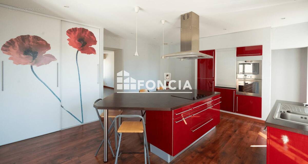 Appartement à TOURNON-SUR-RHONE