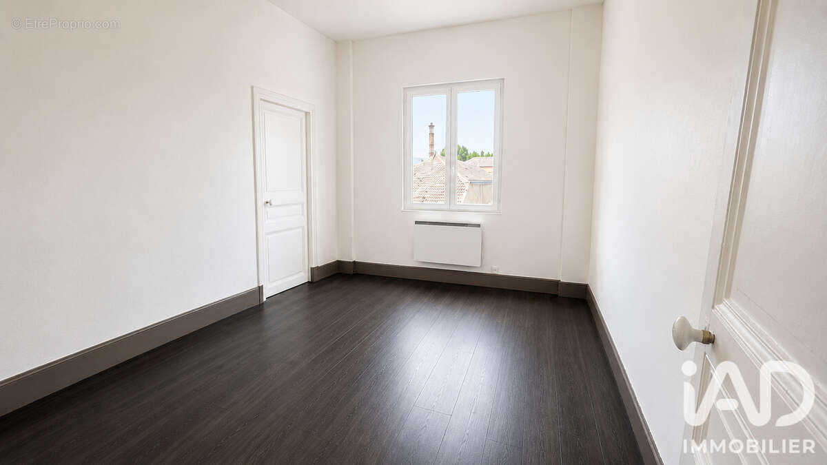 Maison 85 m² à Etrepagny  - photo 7