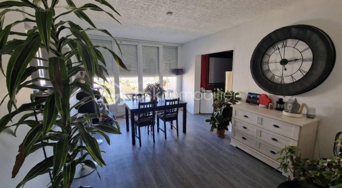 Appartement à EPINAY-SUR-SEINE