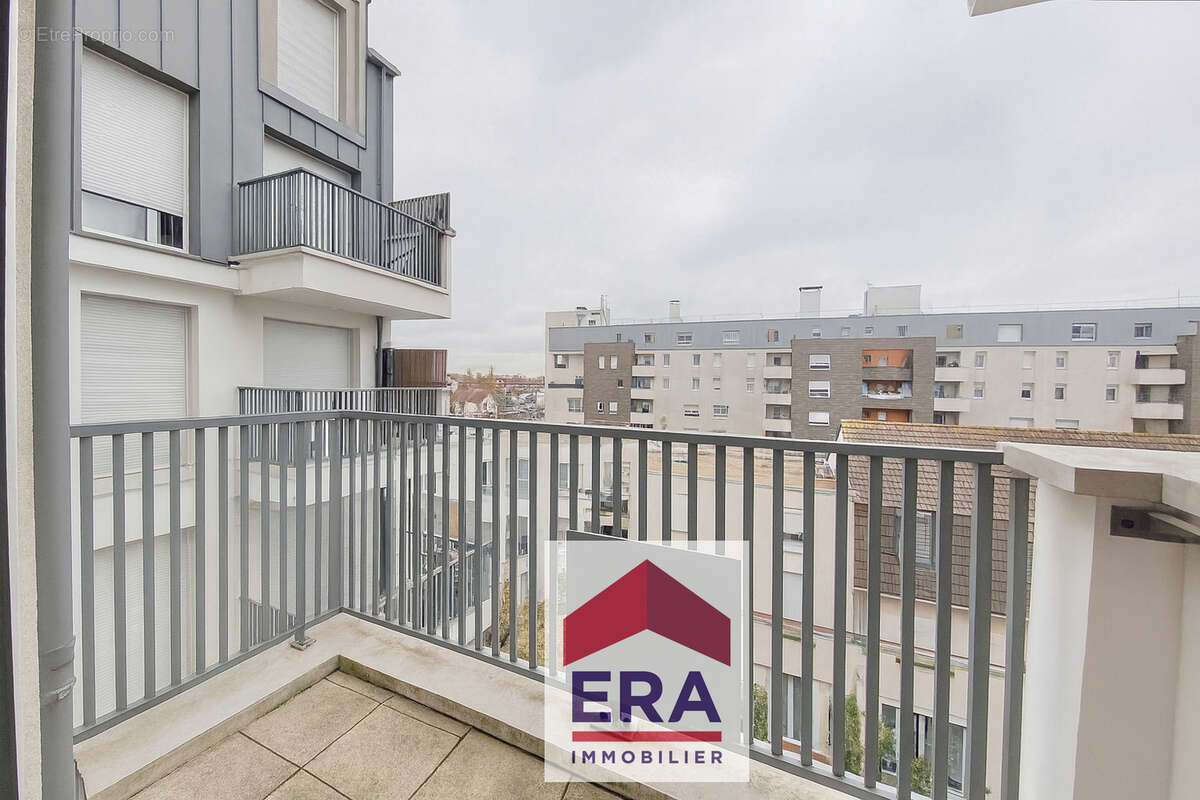 Appartement à SARTROUVILLE