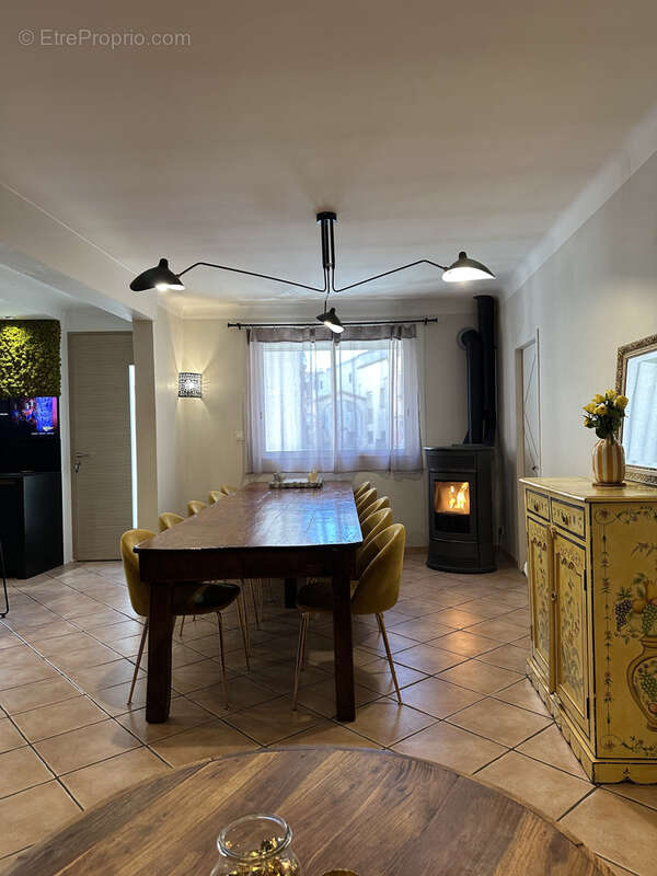 SAINT CYPRIEN. A vendre grande maison 170m2, 6 chambres, superbe terrasse de toit - photo 8