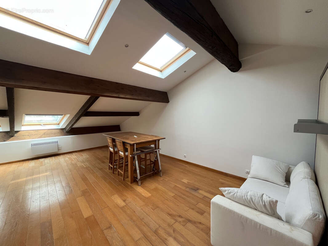 Appartement à VILLEFRANCHE-SUR-MER