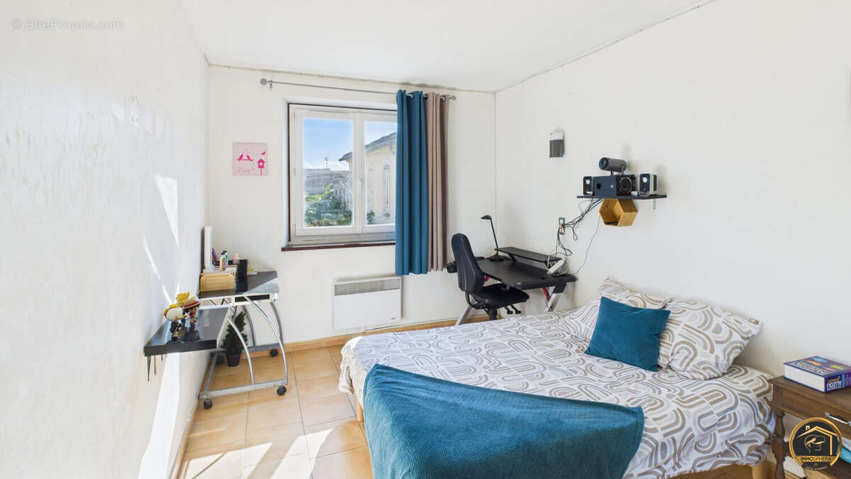 APPART 3 - CHAMBRE 3  - Maison à TREBES