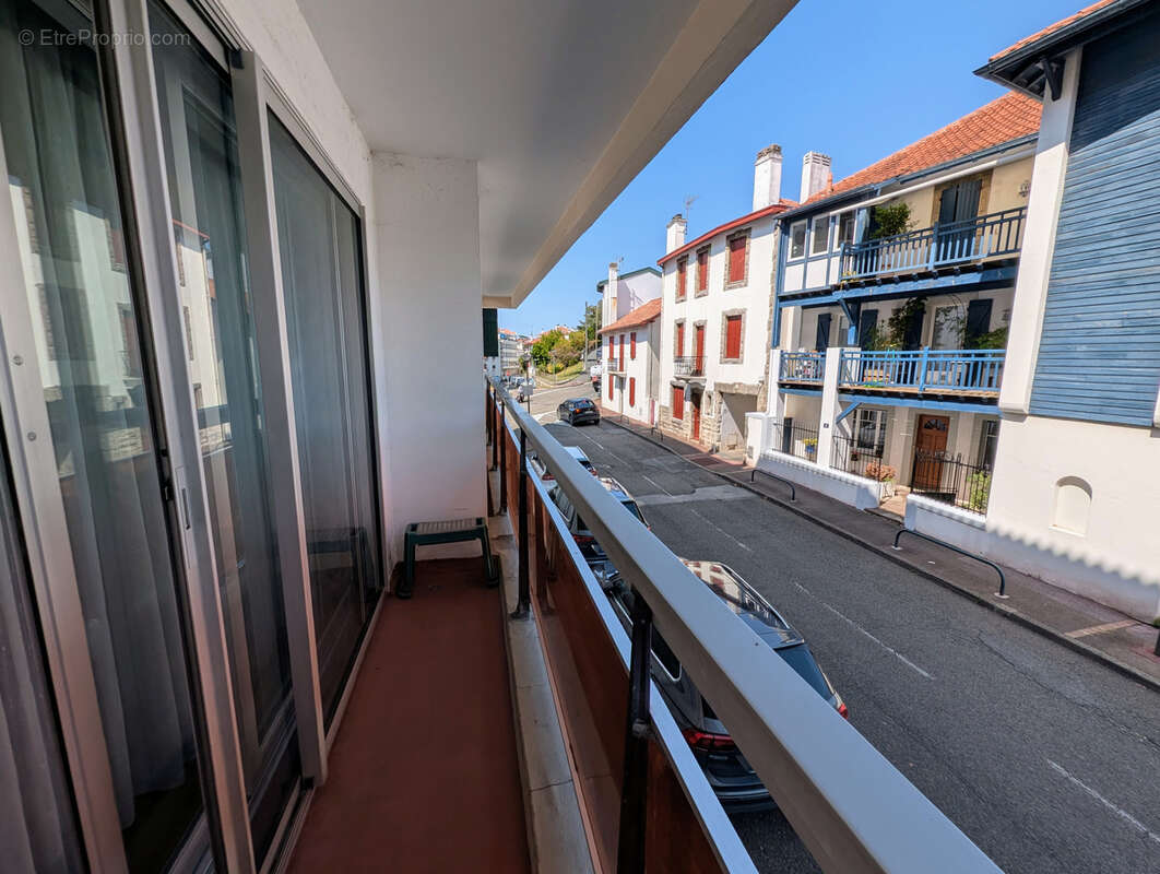 T3 Saint-Jean-de-Luz Hyper Centre   Parking privatif sous sol - photo 7