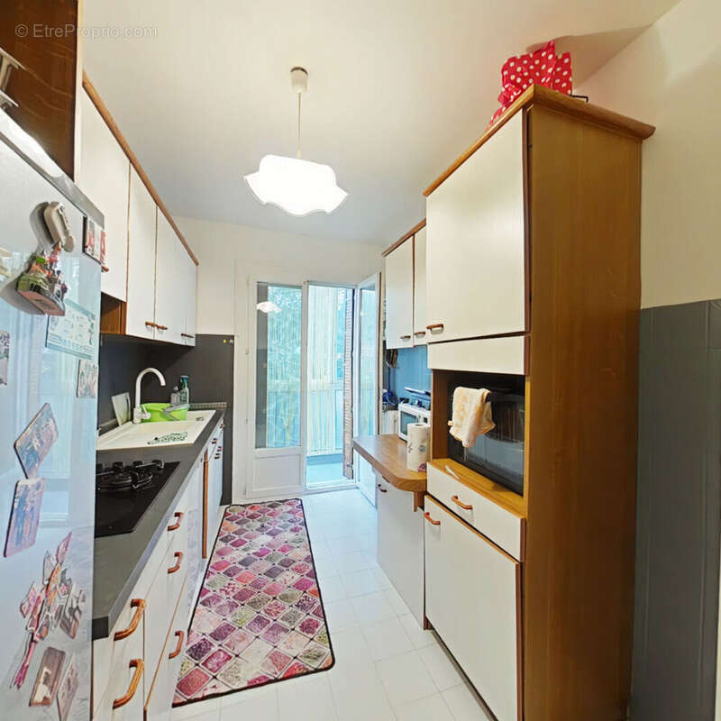 Appartement à LE LUC