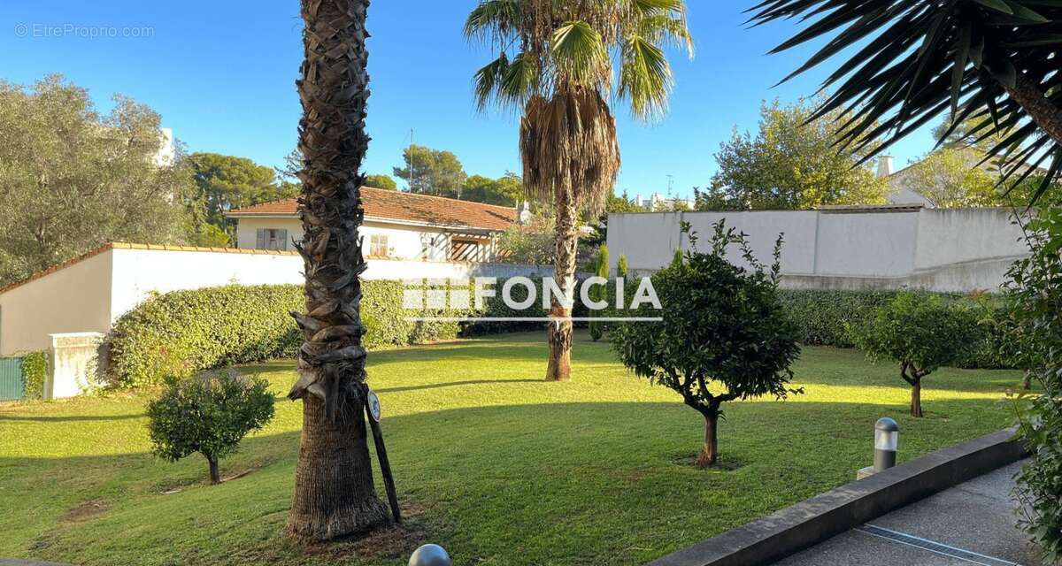 Appartement à LE CANNET