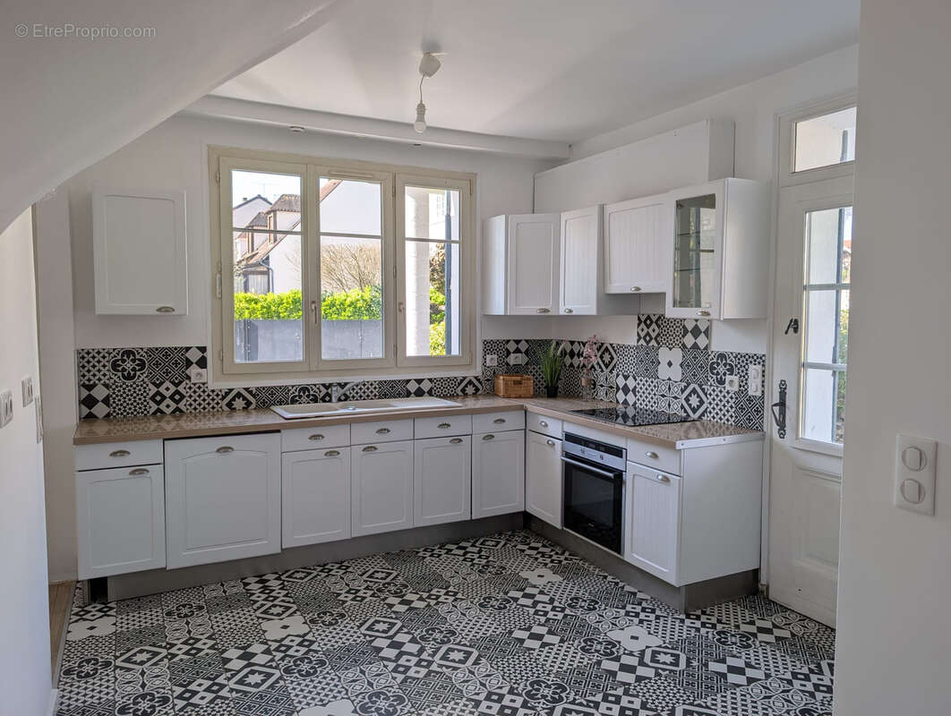 Maison à CORBEIL-ESSONNES