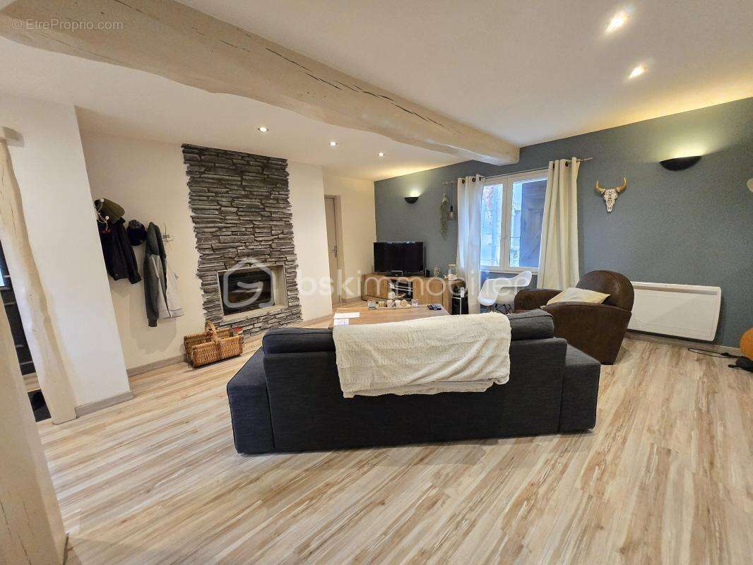 Maison à POUGUES-LES-EAUX