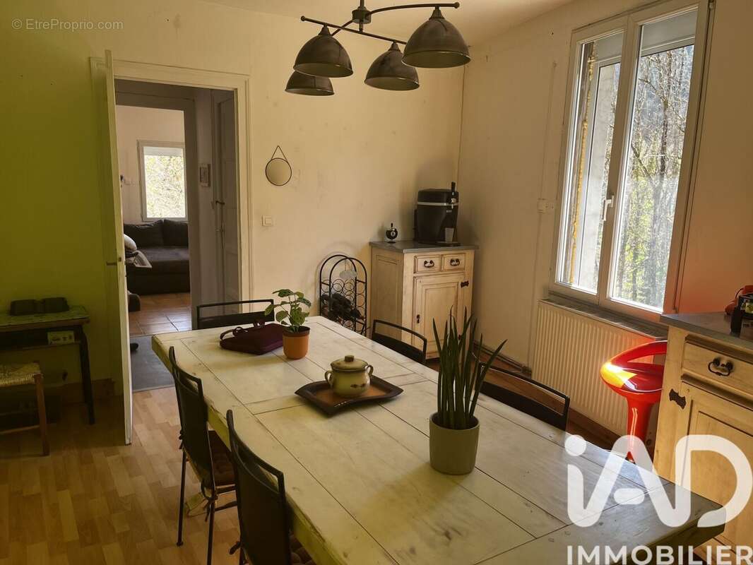 Maison 146 m² à Le Poizat  - photo 6